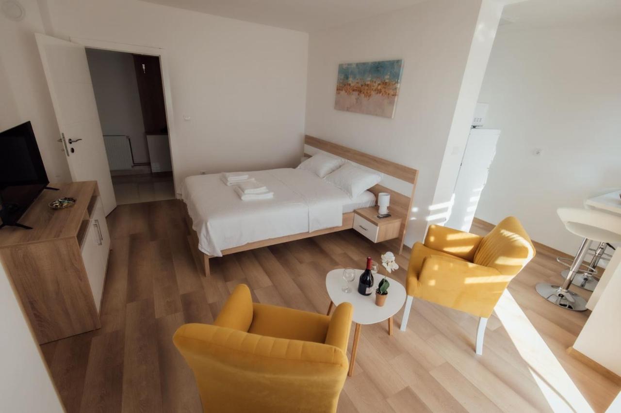 Apartamento La Casa M Vrsac Exterior foto